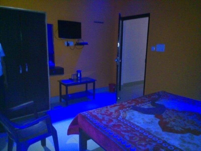 Hotel Giriraj Inn Varanasi Exterior photo